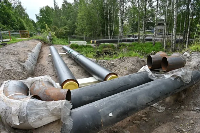 Putkistojen uusimista – Kuva Tommi Heinonen Putkistojen uusimista - Kuva Tommi Heinonen