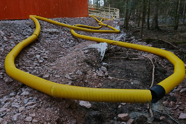 letku_3864t_c1_jukkar Luikertelevat metrokäärmeet - Kuva: Jukka Ranta