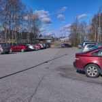 Parkkipaikka täyttyi - Kuva: Jukka Ranta