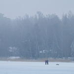 Meri sai jääpeiteen ja kalastajat ilmaantuivat - Kuva: Jukka Ranta