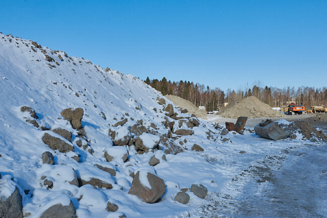 tmaki-kasana_6397t_c1_jukkar Täyttömäki kasoina - Kuva: Jukka Ranta