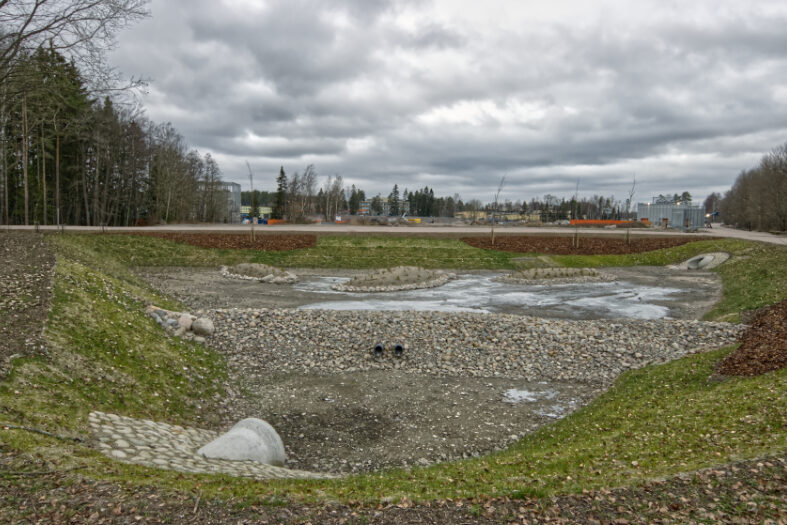 Uusi allas tulvan laskeuduttua - Kuva Jukka Ranta