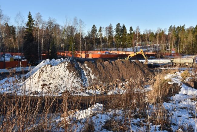 vko 50 tommi täyttömäki murenee 2 Maansiirtoa - Kuva: Tommi Heinonen